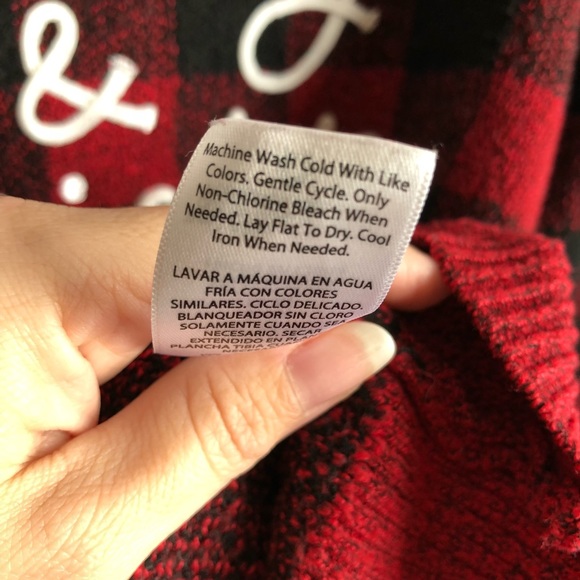 Christmas Sweater - Picture 6 of 7